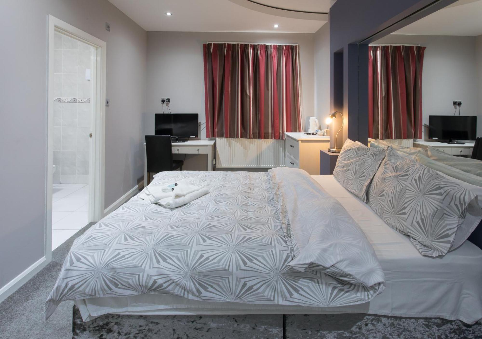 High Bank Hotel Лийдс Стая снимка